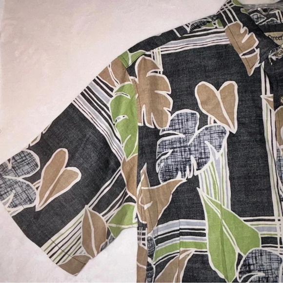 Cooke Street Honolulu Men's Short Sleeve Button Up Hawaiian Aloha Shirt Medium - Picture 2 of 11